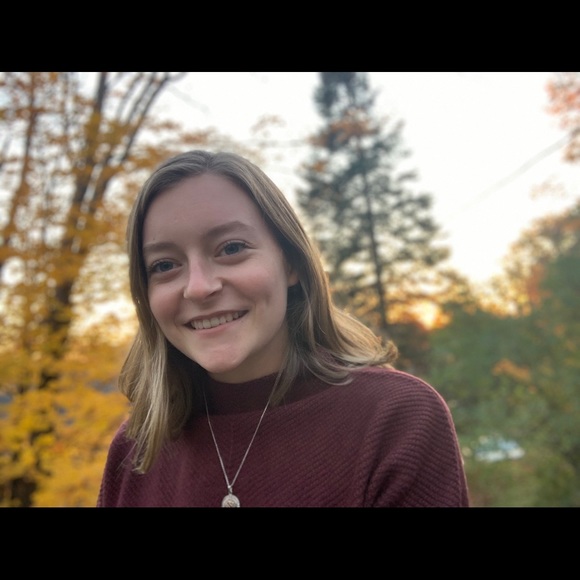 Meet your Posher, Lindsey - Picture 1 of 1